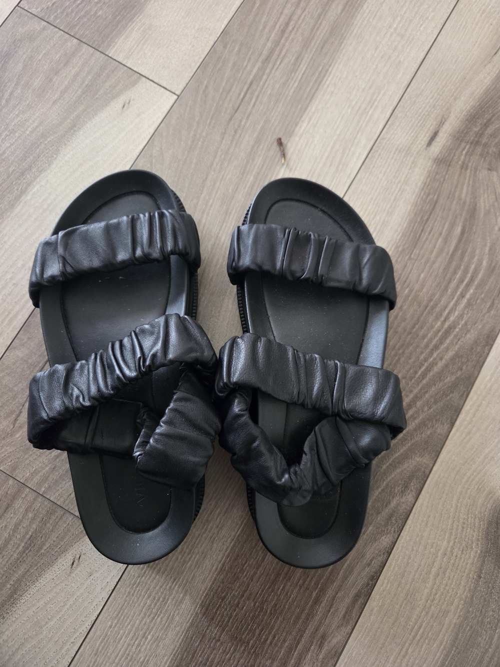 Vic Matie Black Ruched Leather Slide Sandals - Picture 1 of 3